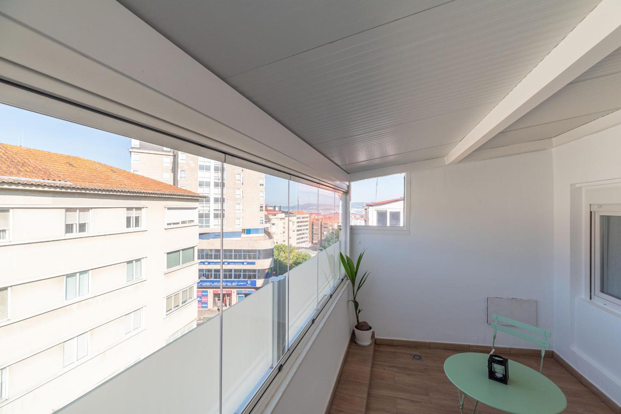 Gran Atico Con Terraza Apartment Vigo Luaran gambar