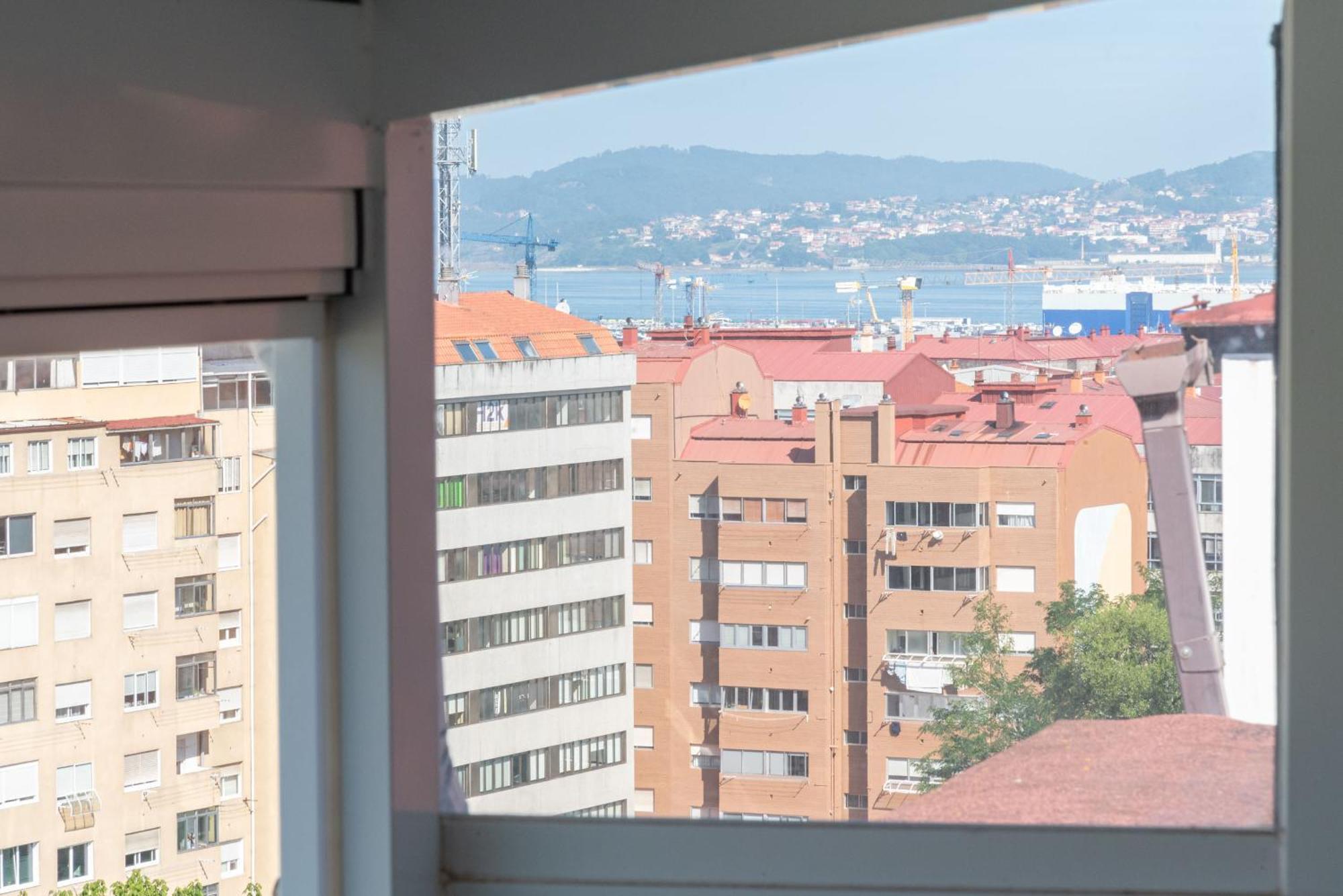 Gran Atico Con Terraza Apartment Vigo Luaran gambar