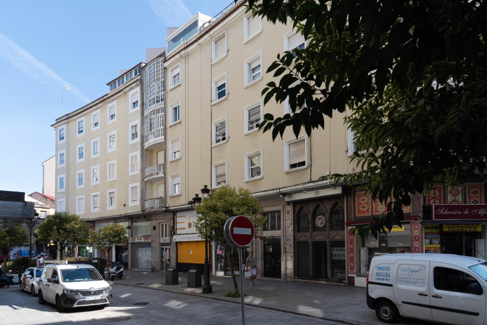 Gran Atico Con Terraza Apartment Vigo Luaran gambar
